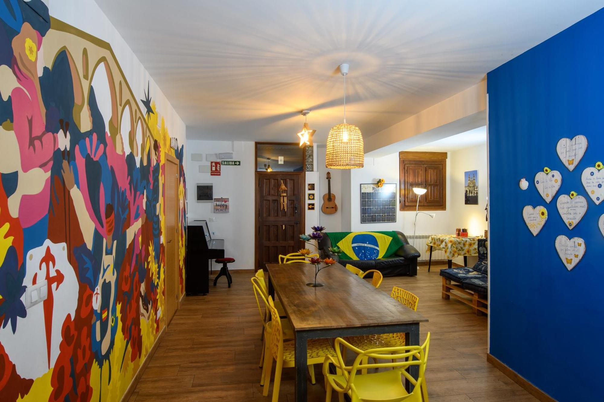 Albergue Estrella Guia ปวนเต ลา เรย์นา ภายนอก รูปภาพ